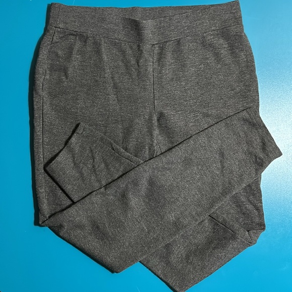 a.n.a leggings - 1 black and 1 charcoal gray - size M - Picture 4 of 6